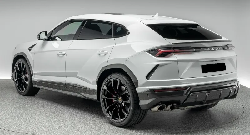 Lamborghini Urus =Carbon Exterior & Interior= Akrapovic Гара Image 4