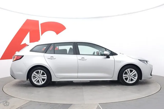 Toyota Corolla Touring Sports 1,8 Hybrid Active Edition - /  Image 6