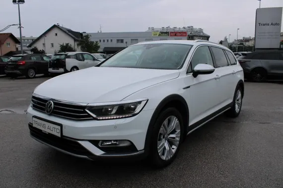 Volkswagen Passat Variant 2.0 TDi DSG Business *NAVI,LED,KAM Image 1