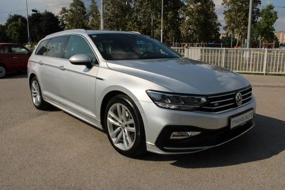 Volkswagen Passat Variant 2.0 TDi DSG 4Motion R-Line *PANORA Image 3