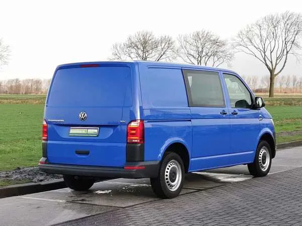 Volkswagen Transporter 2.0 TDI L1H1 Automaat 150PK Image 3